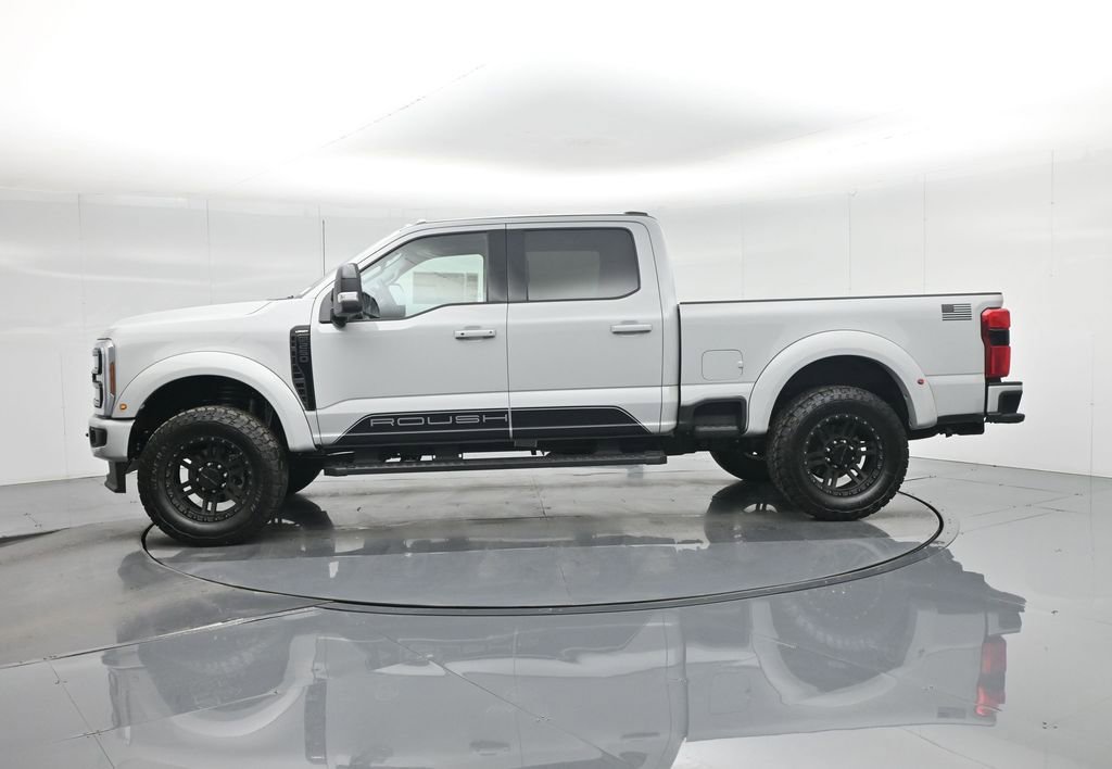 New 2026 Ford F250 Lariat w/ Black Appearance Package image 38