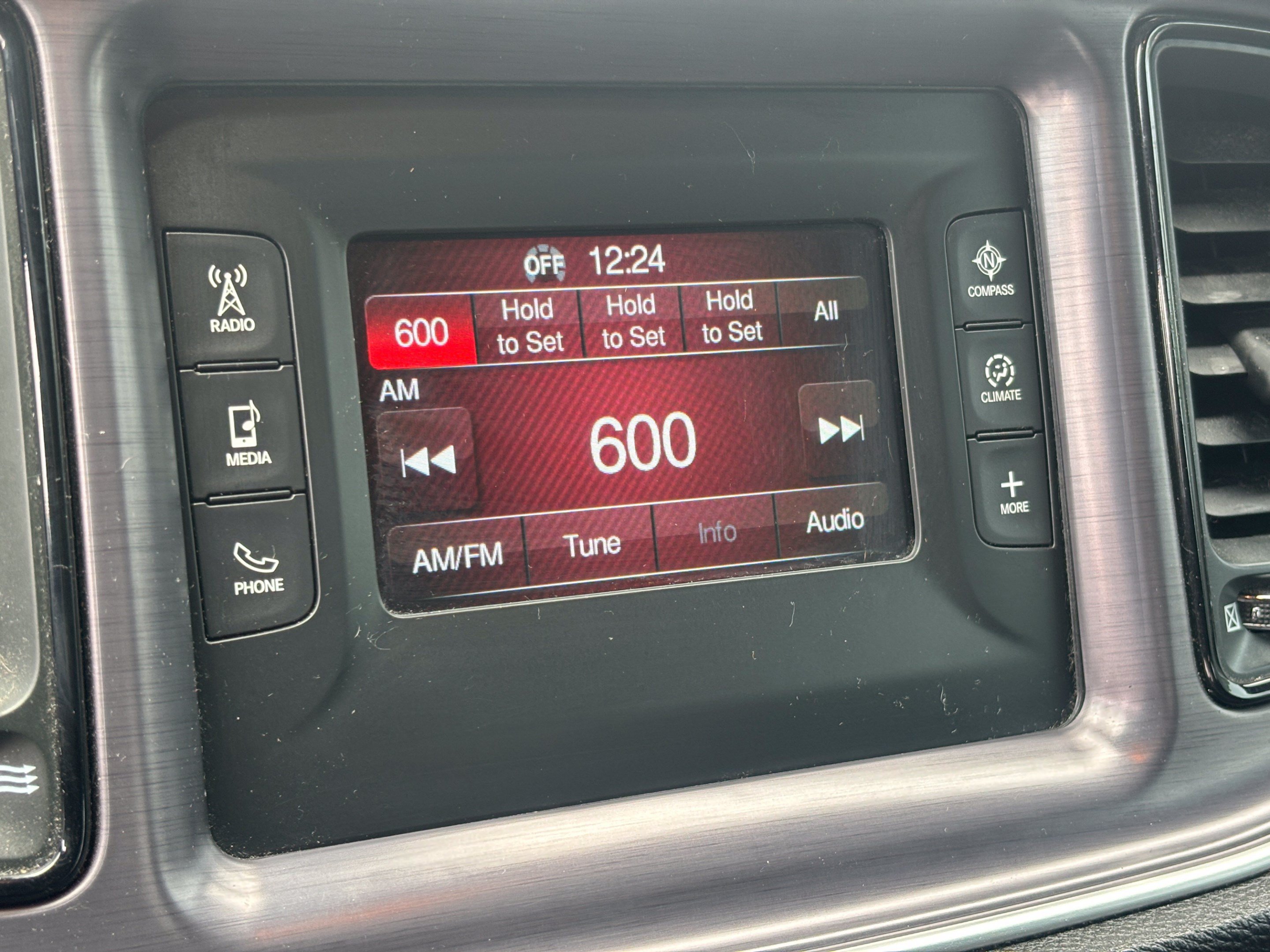 Used 2016 Dodge Challenger SXT RWD image 15