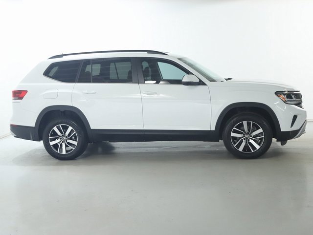 Used 2023 Volkswagen Atlas SE image 11