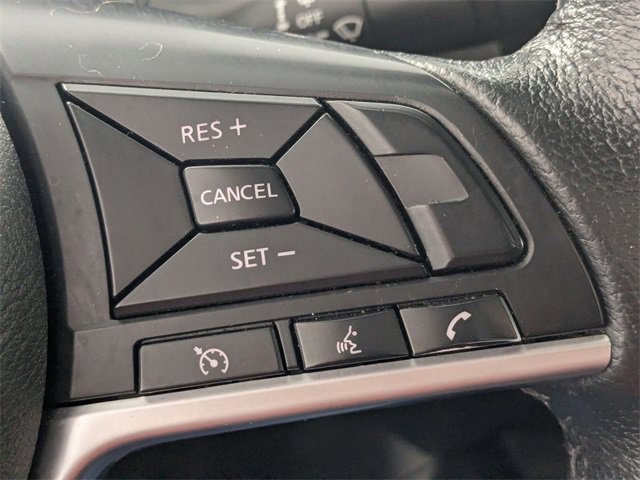 Used 2019 Nissan Rogue SV image 17