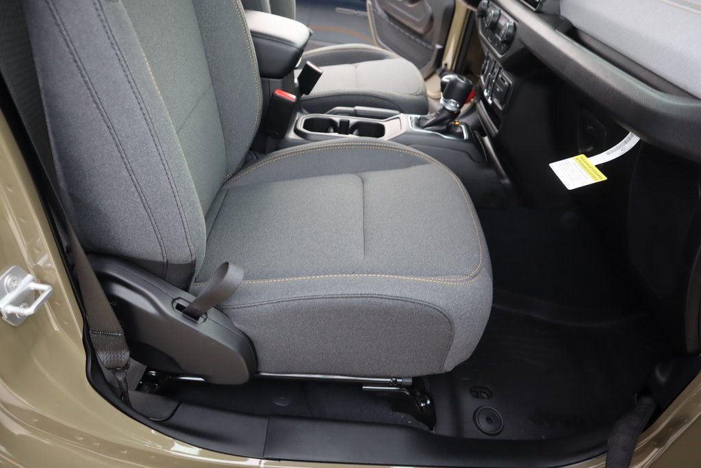 New 2026 Jeep Gladiator Sport image 12