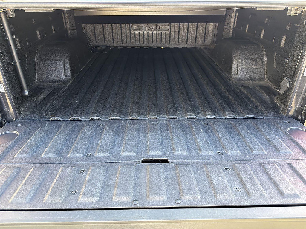 Used 2025 GMC Sierra 1500 AT4X AWD/4WD image 26