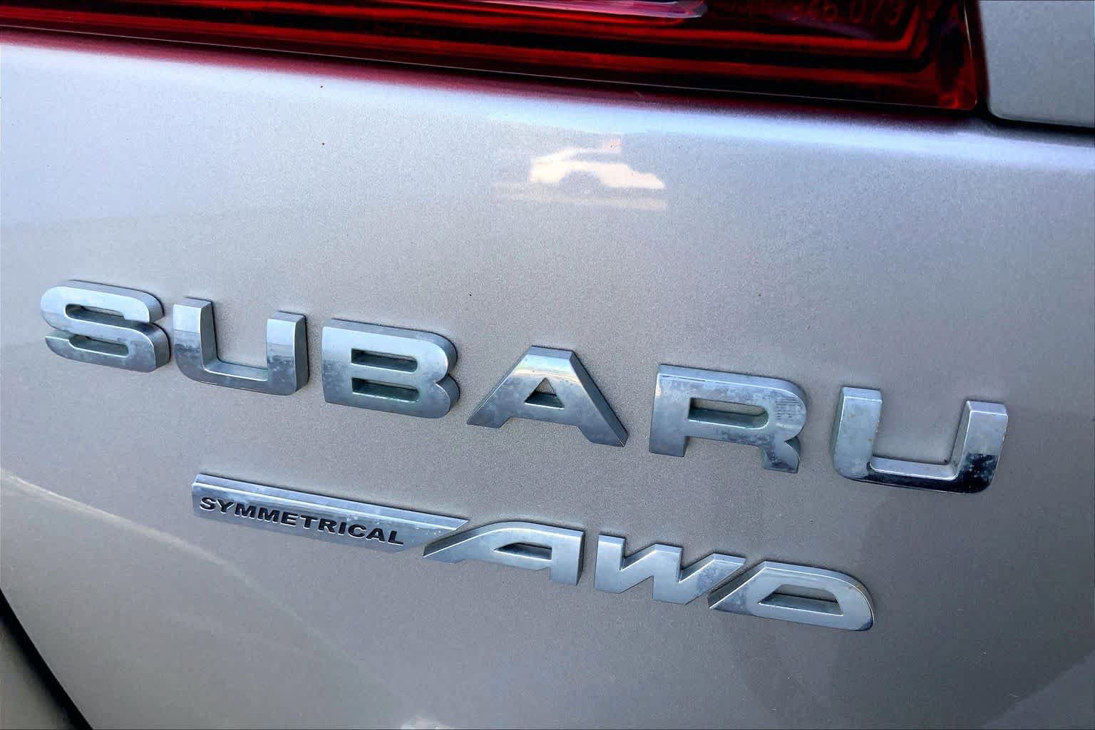 Used 2018 Subaru Outback 2.5i Limited AWD/4WD image 10