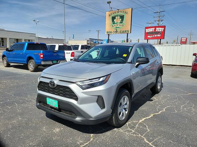 Used 2024 Toyota RAV4 LE image 7