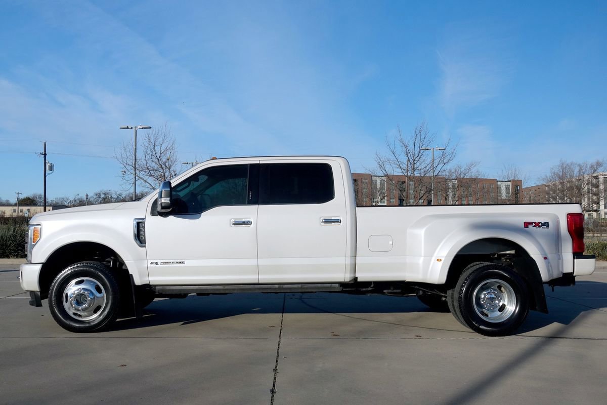 Used 2019 Ford F350 Platinum w/ Platinum Ultimate Package image 10