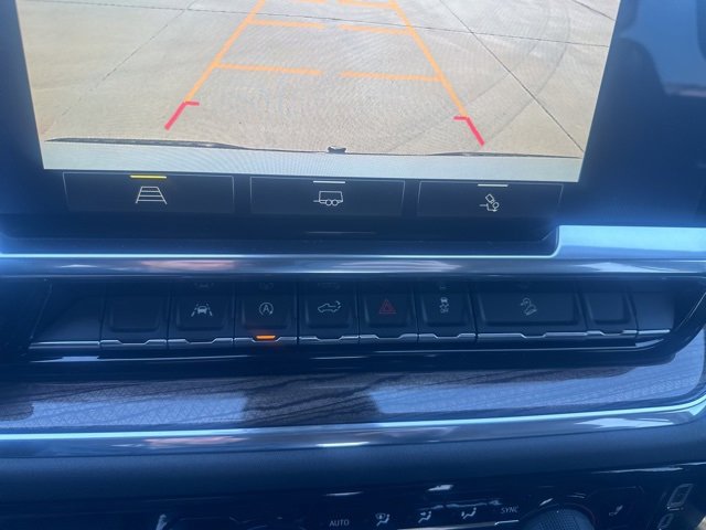 Used 2024 Chevrolet Silverado 1500 LT Trail Boss w/ Convenience Package II image 18