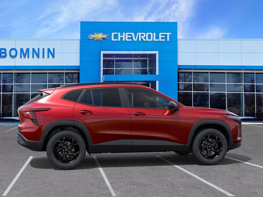 New 2026 Chevrolet Trax LT w/ Midnight Edition FWD image 6