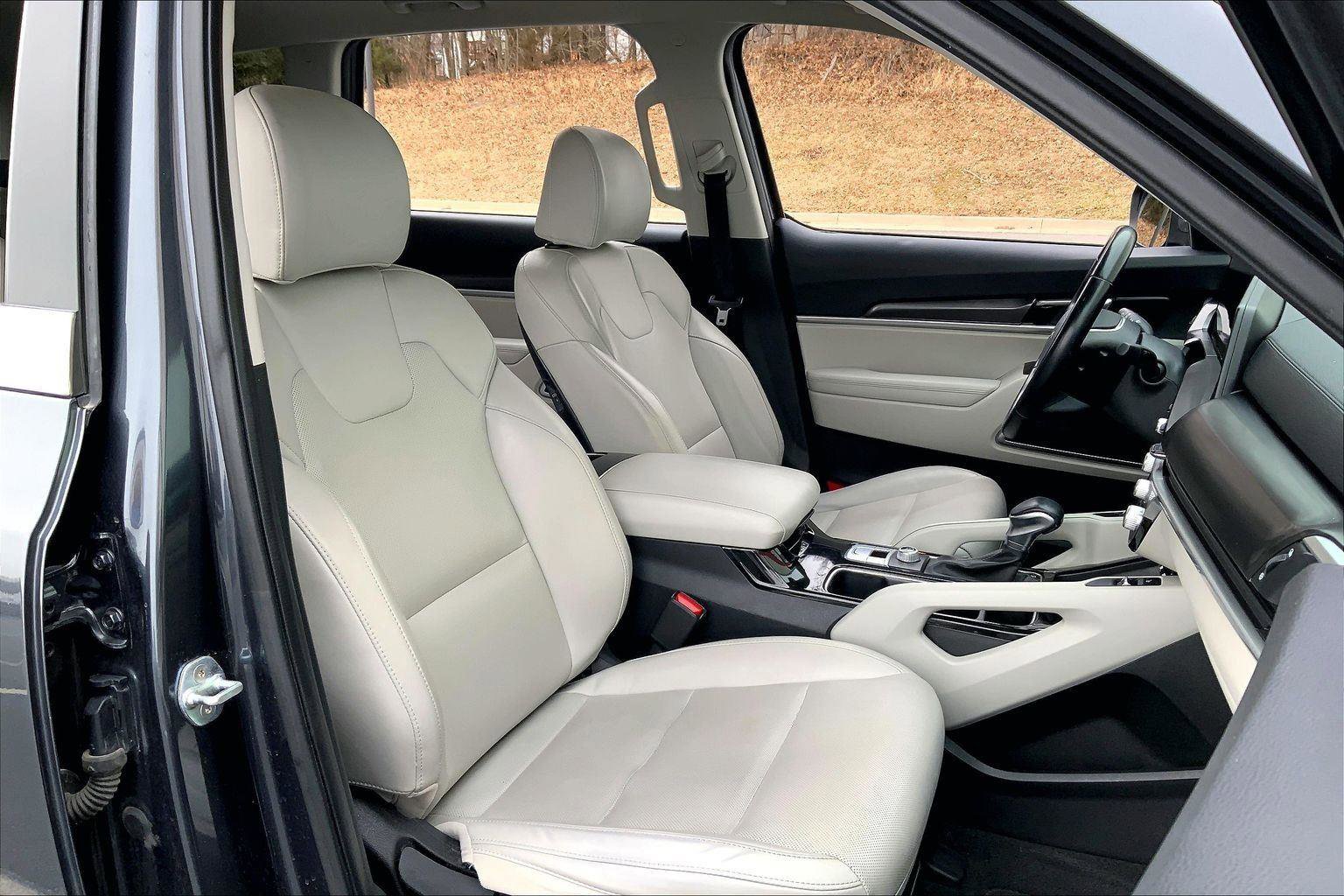 Used 2023 Kia Telluride S image 7