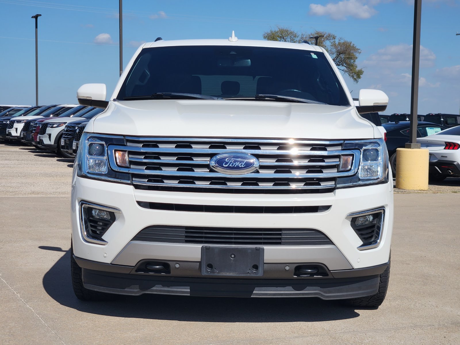 Used 2020 Ford Expedition Limited AWD/4WD image 6