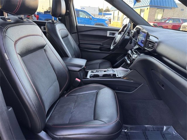 Used 2022 Ford Explorer ST-Line image 31