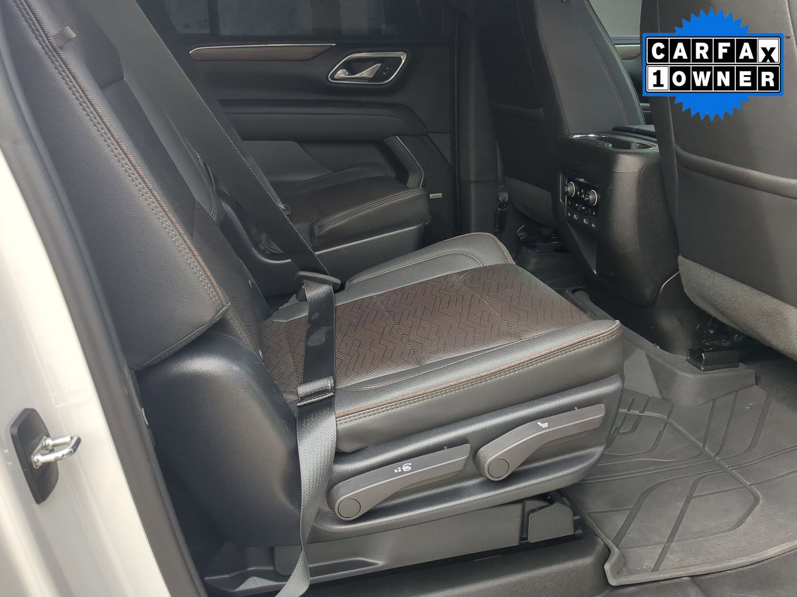 Used 2023 Chevrolet Suburban High Country image 26