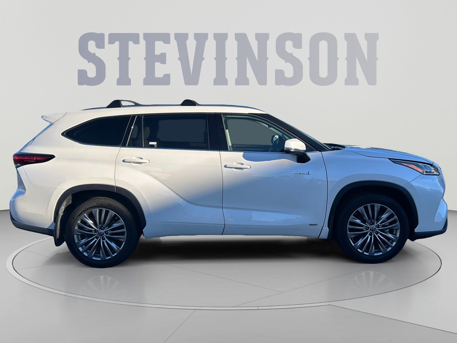 Used 2021 Toyota Highlander Platinum AWD/4WD image 6