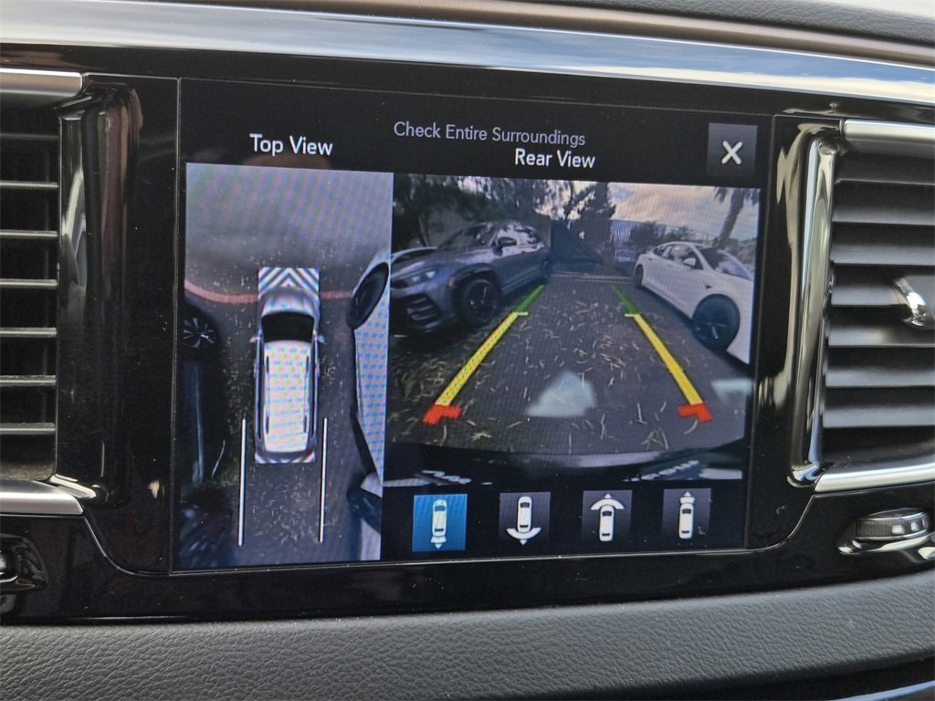 Used 2017 Chrysler Pacifica Touring-L Plus w/ Advanced Safetytec Group image 19