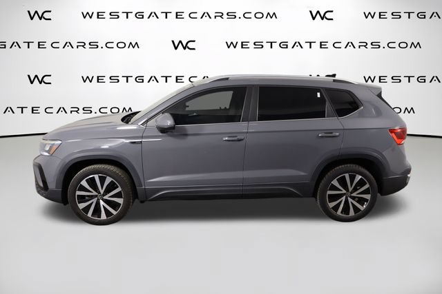 Used 2022 Volkswagen Taos SE w/ IQ.Drive SE Package FWD image 5