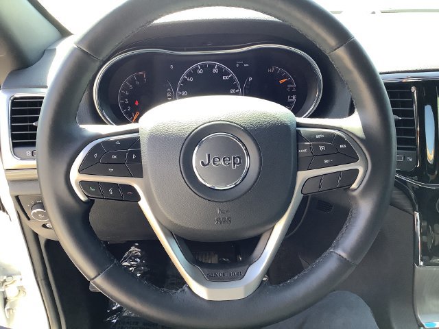 Used 2022 Jeep Grand Cherokee Laredo X AWD/4WD image 11