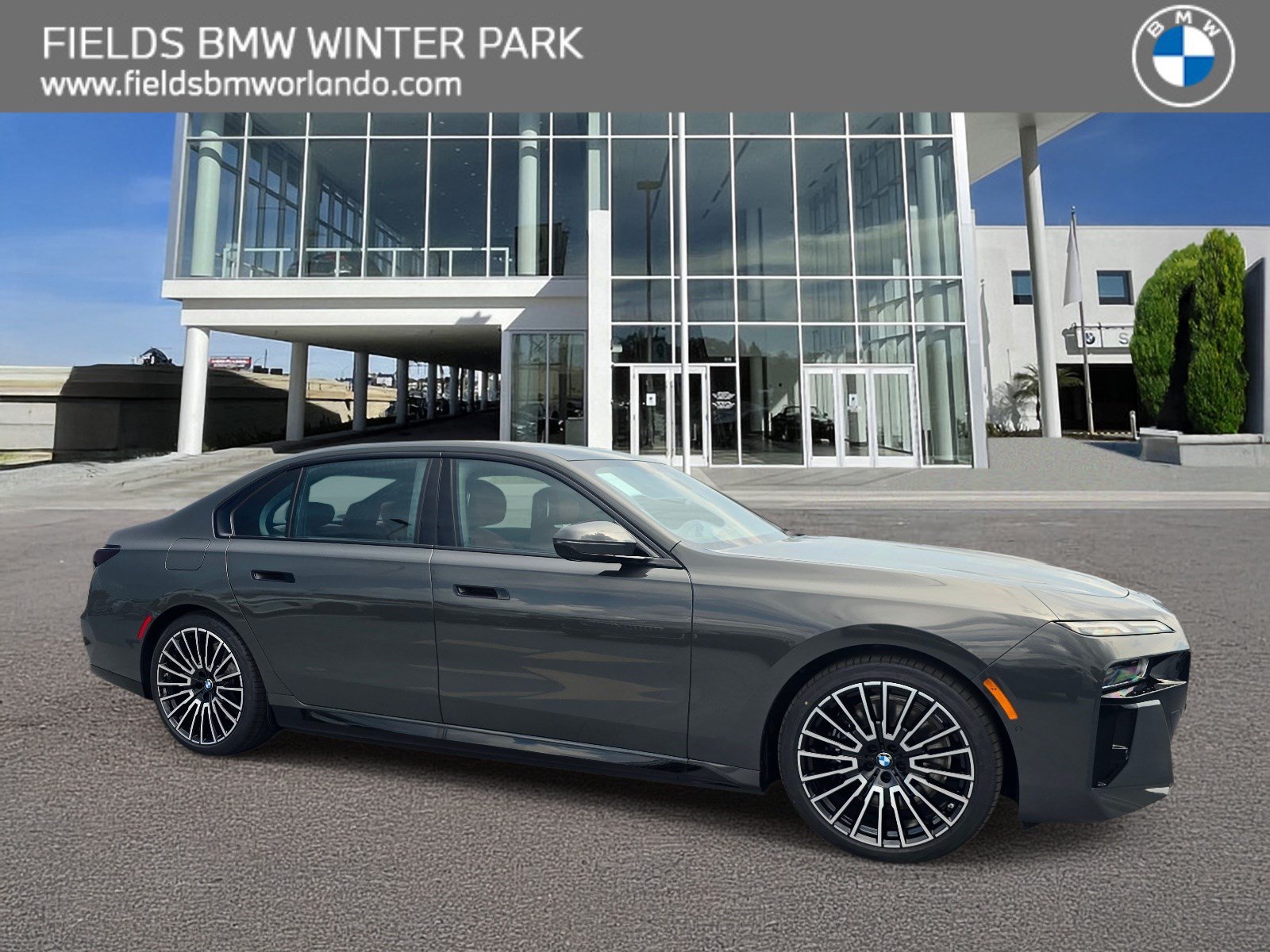 New 2026 BMW 750e xDrive AWD/4WD image 1