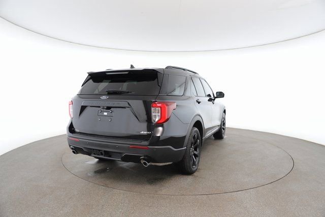 Used 2023 Ford Explorer ST-Line w/ Class IV Trailer Tow Package image 16