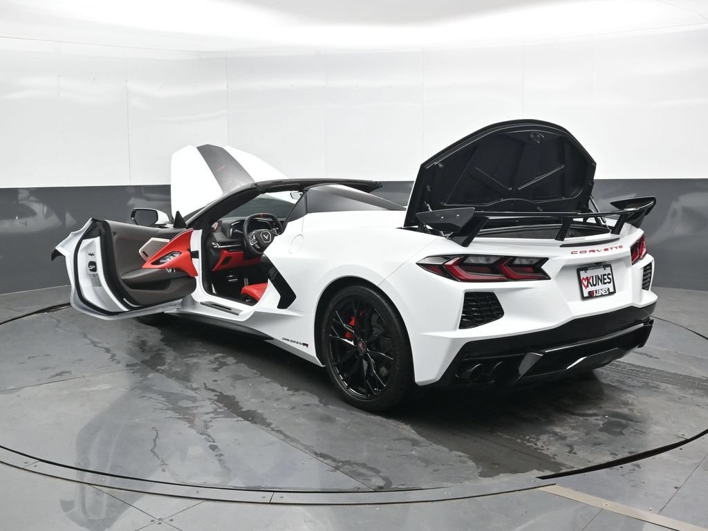 Used 2023 Chevrolet Corvette Stingray Premium Conv w/ Z51 Performance Package RWD image 51