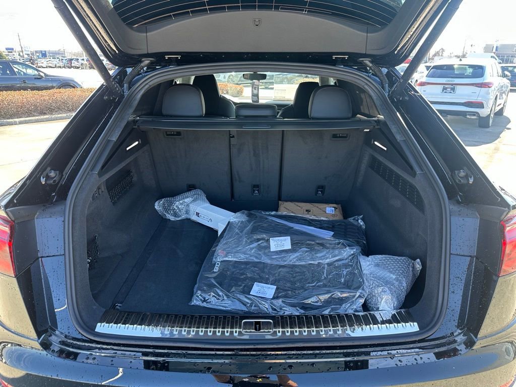 New 2026 Audi RS Q8 performance image 27