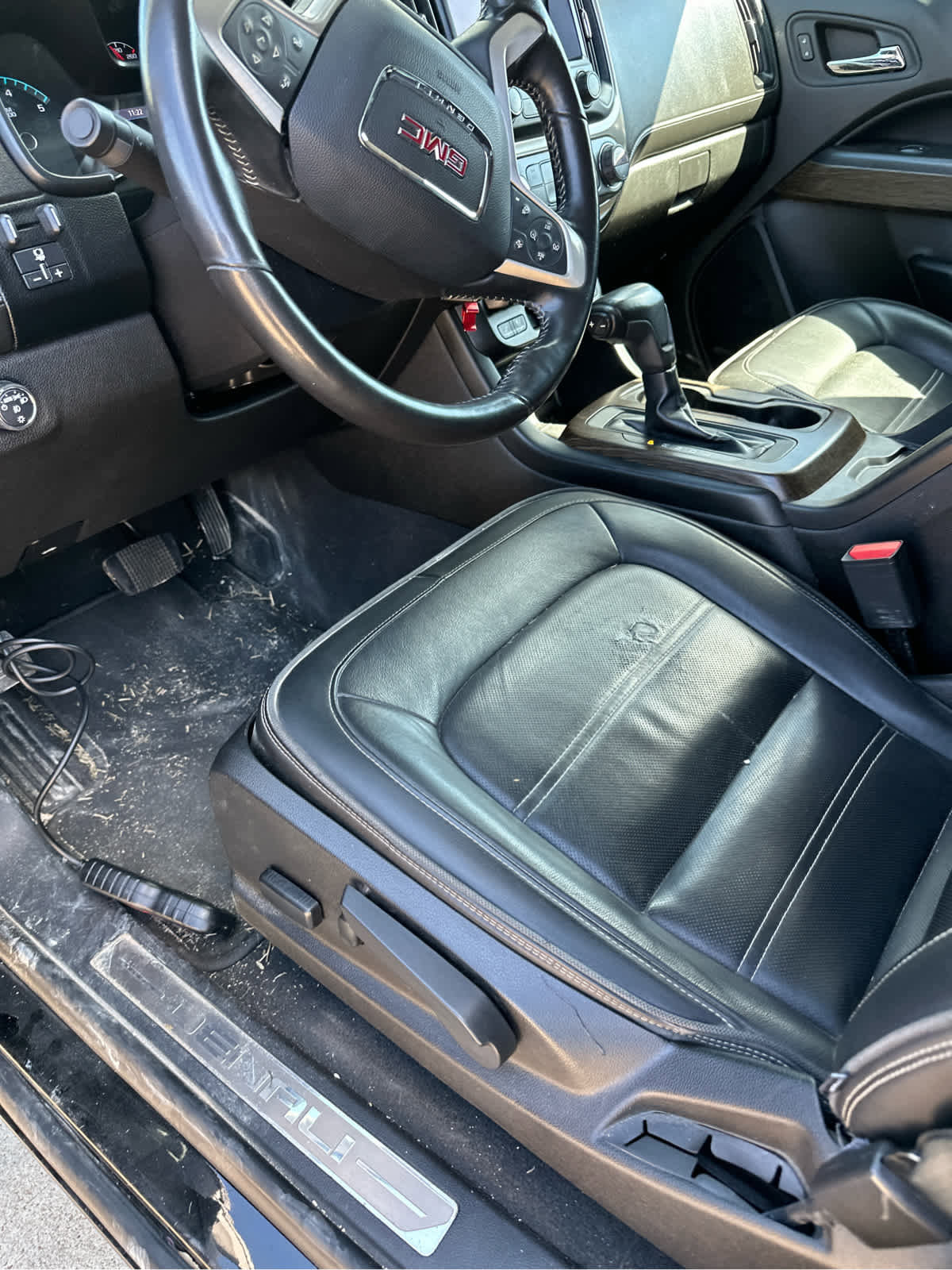 Used 2019 GMC Canyon Denali image 12