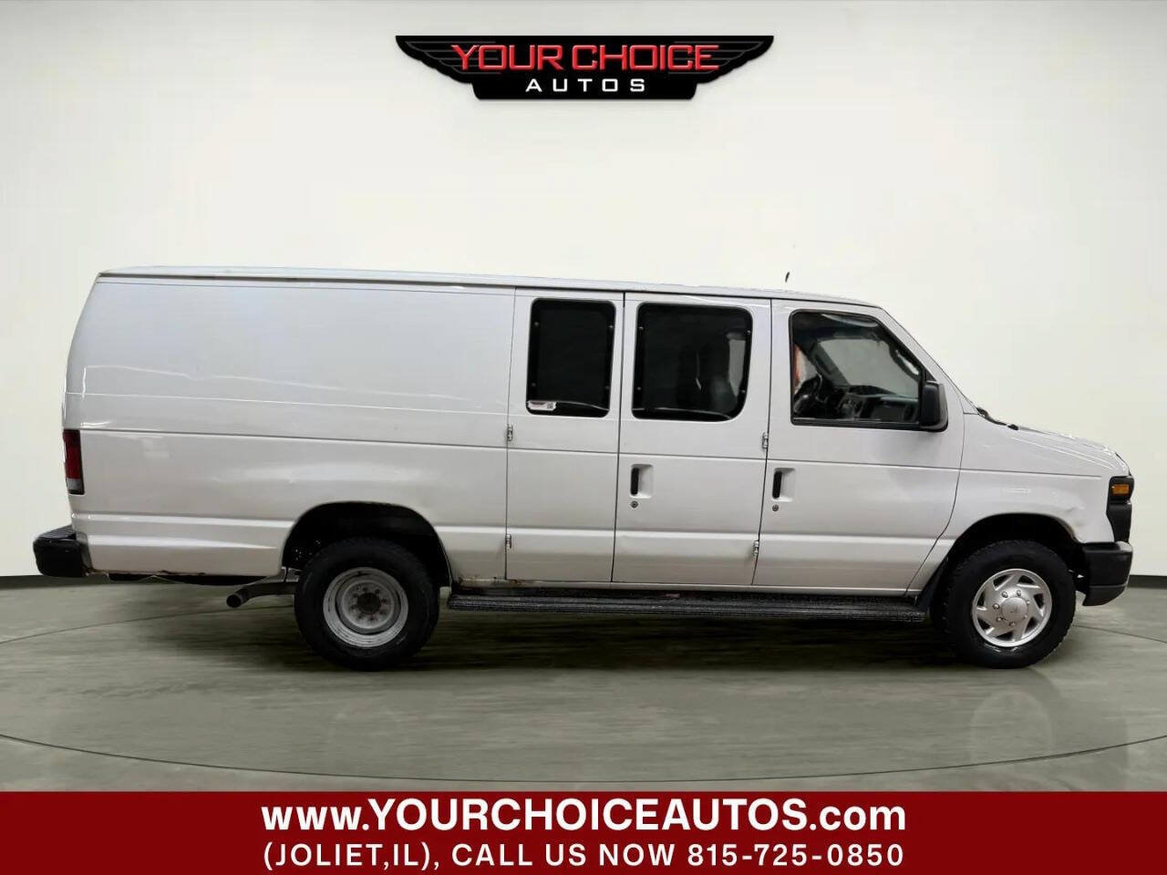 Used 2010 Ford E-350 and Econoline 350 Extended Super Duty RWD image 10