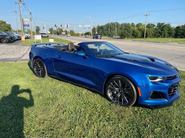 Used 2017 Chevrolet Camaro ZL1 RWD image 43