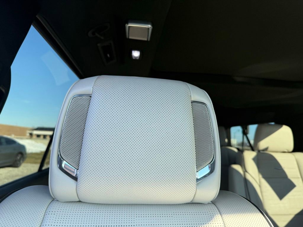 Certified 2024 Cadillac Escalade ESV Sport w/ LPO, ONYX Package image 32