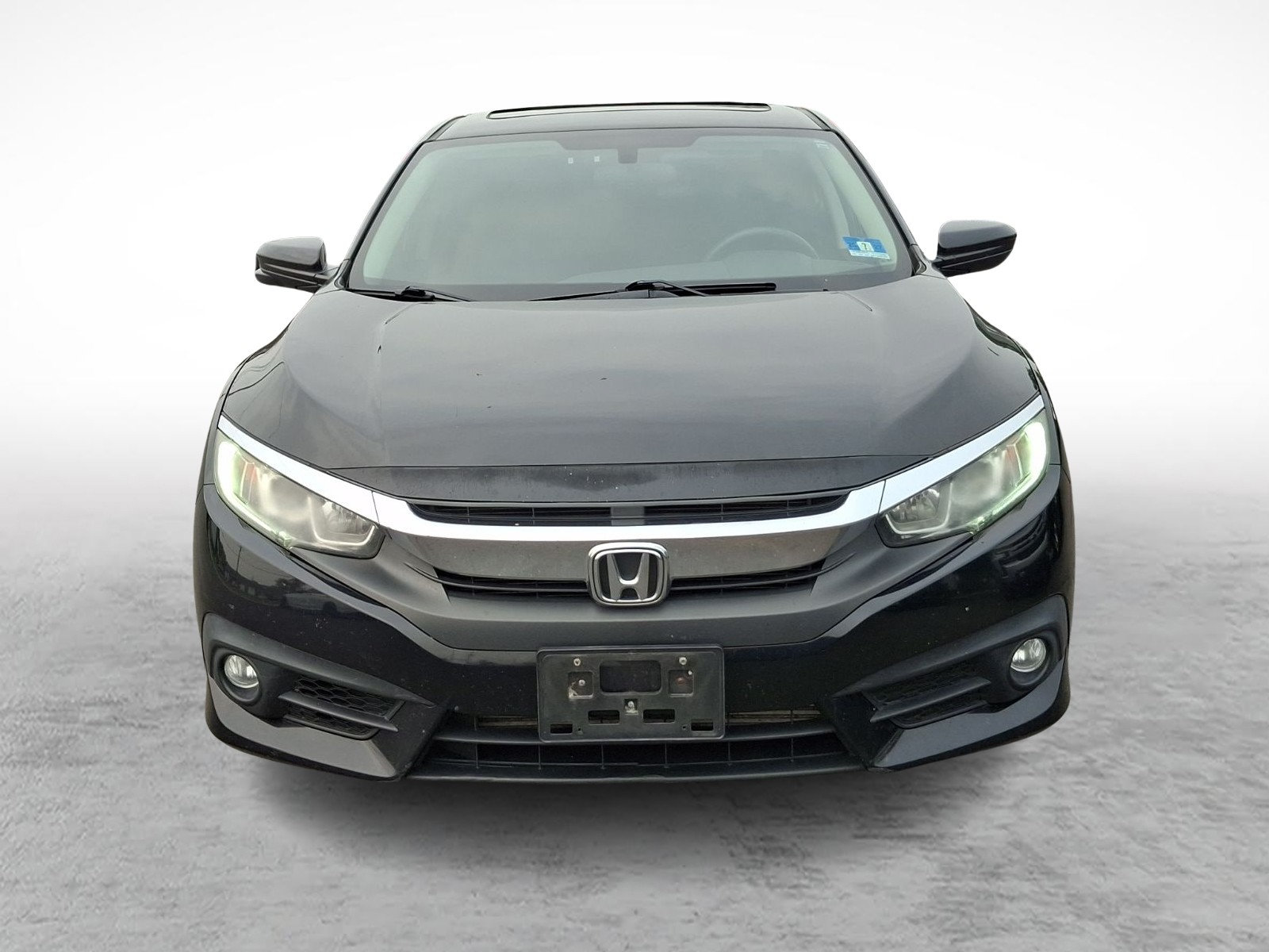 Used 2018 Honda Civic EX-T image 2