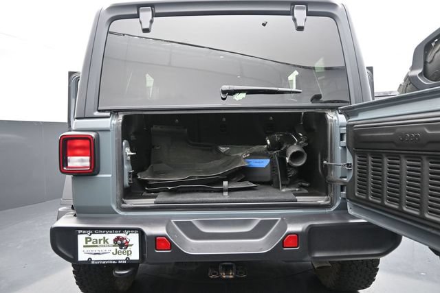 Used 2024 Jeep Wrangler Unlimited Sport AWD/4WD image 12