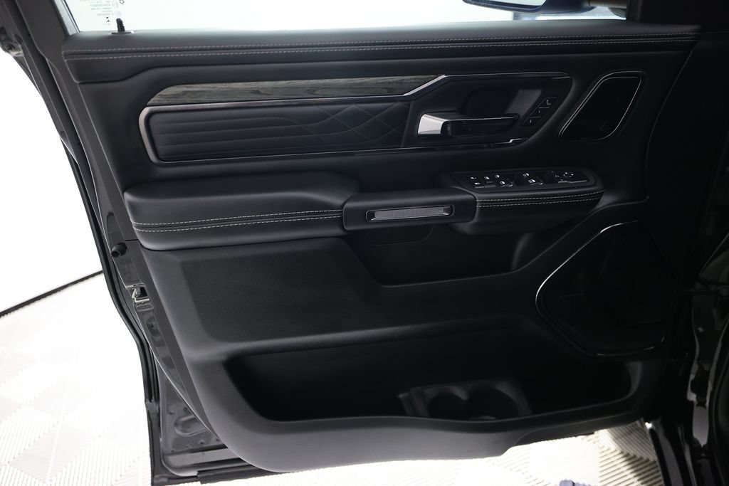 Used 2026 RAM 1500 Limited AWD/4WD image 17