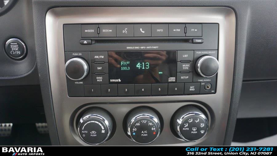 Used 2014 Dodge Challenger R/T image 16