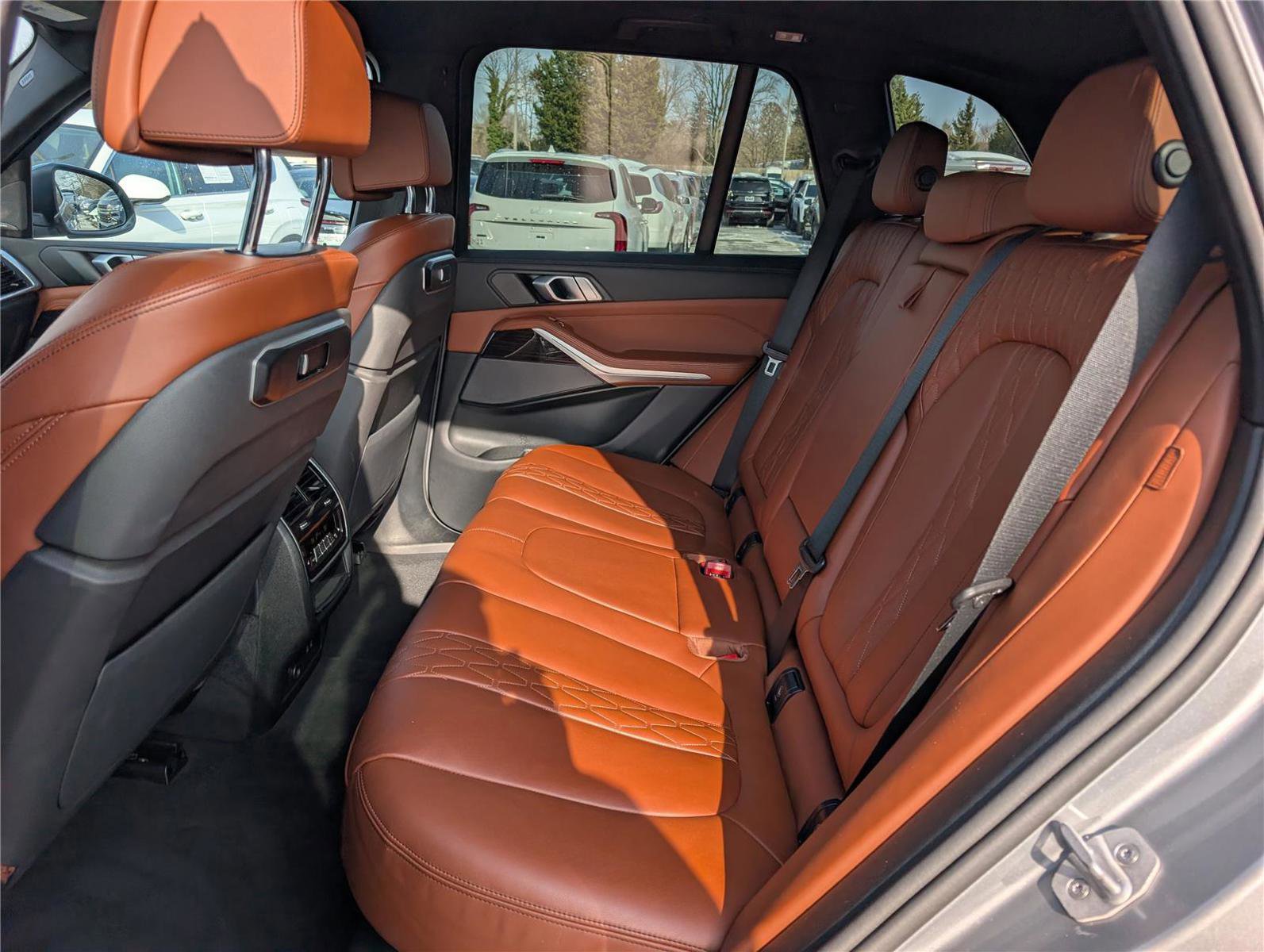 Used 2025 BMW X5 xDrive50e image 16