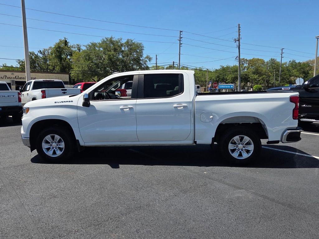 Used 2025 Chevrolet Silverado 1500 LT RWD image 4