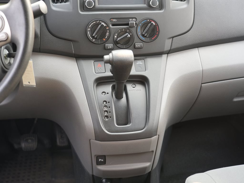 Used 2017 Chevrolet City Express LT w/ Technology Package FWD image 26