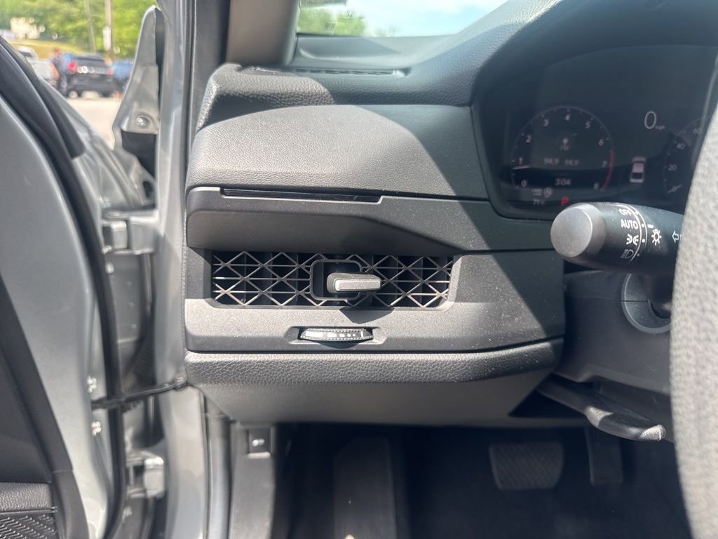 Used 2024 Honda Accord EX image 17