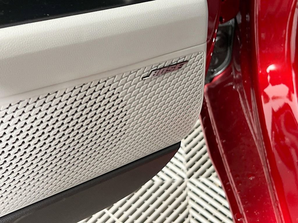 New 2025 Hyundai Elantra Limited image 17