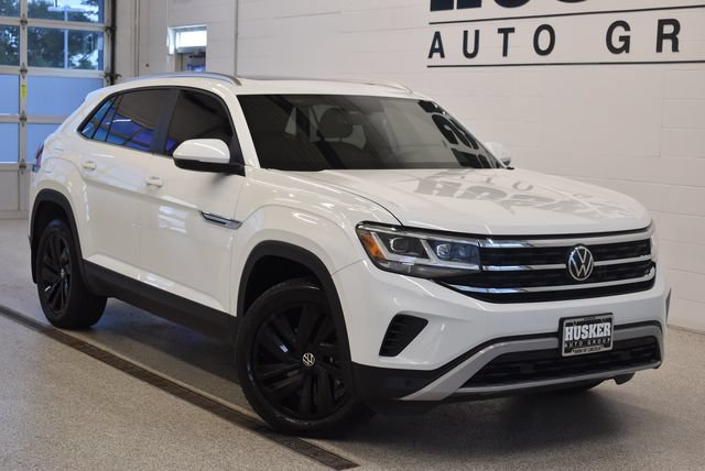 Used 2023 Volkswagen Atlas Cross Sport SE w/ Panoramic Sunroof Package