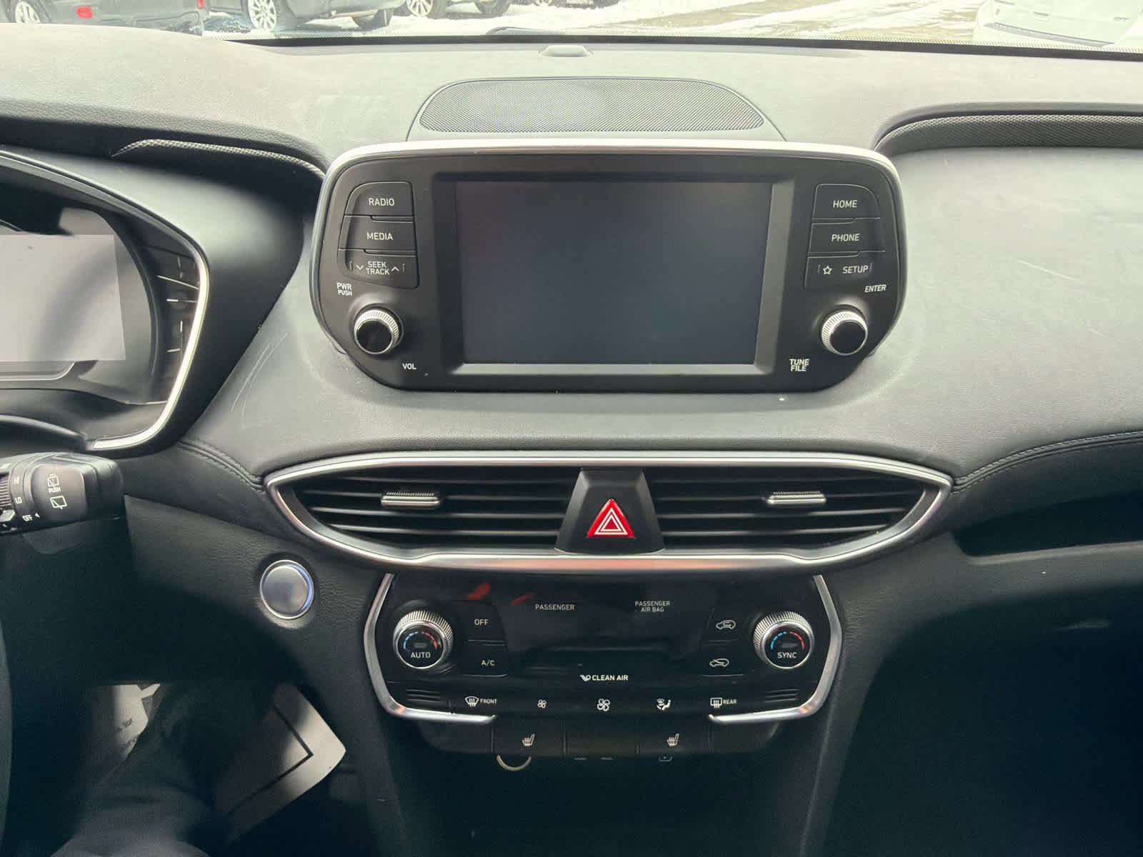 Used 2019 Hyundai Santa Fe SEL image 23