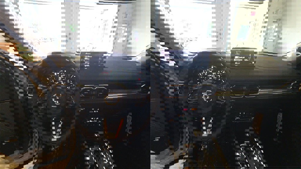 New 2025 MAZDA CX-5 AWD 2.5 S w/ Premium Plus Pkg image 24