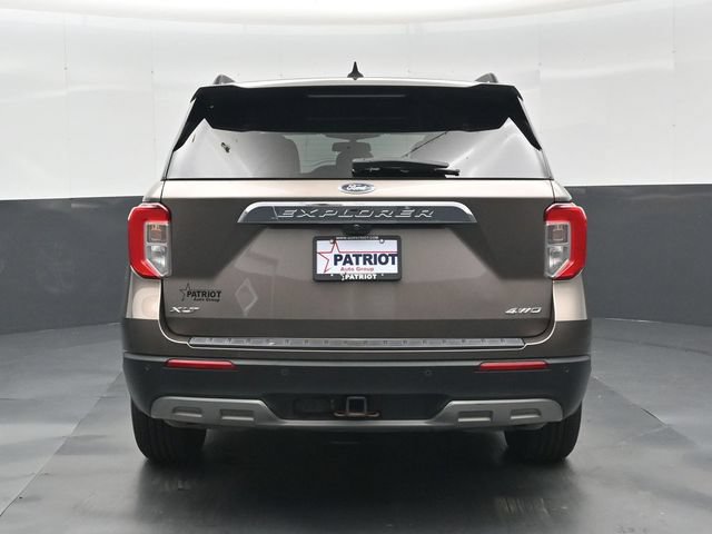 Used 2021 Ford Explorer XLT w/ Equipment Group 202A AWD/4WD image 31