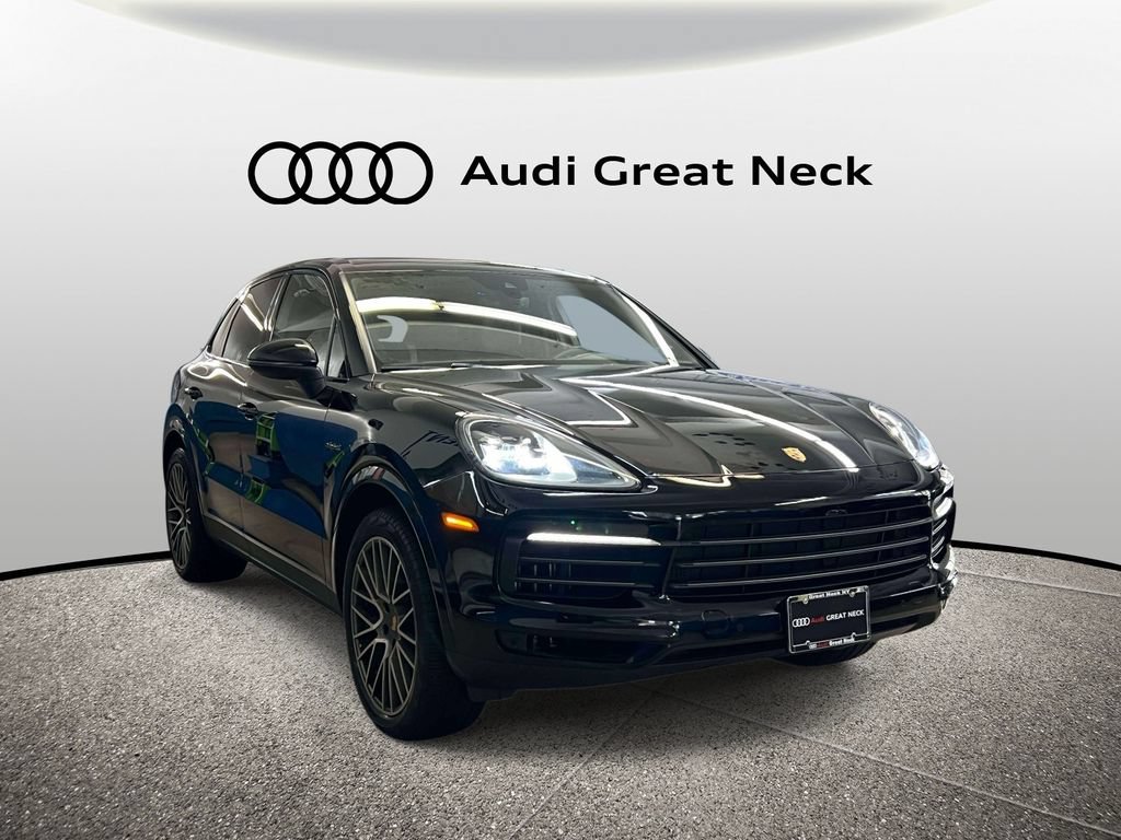 Used 2023 Porsche Cayenne Platinum Edition AWD/4WD image 9