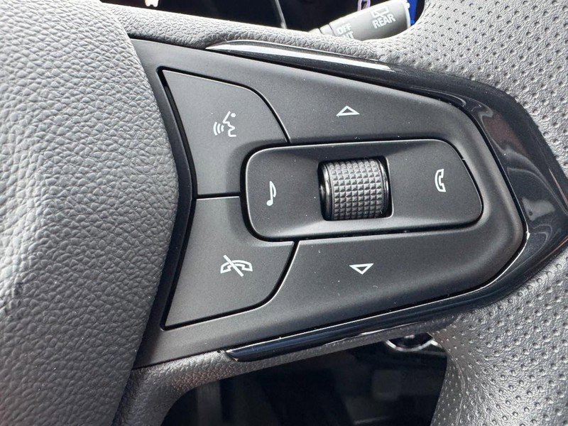 New 2026 Chevrolet Trax LT FWD image 35