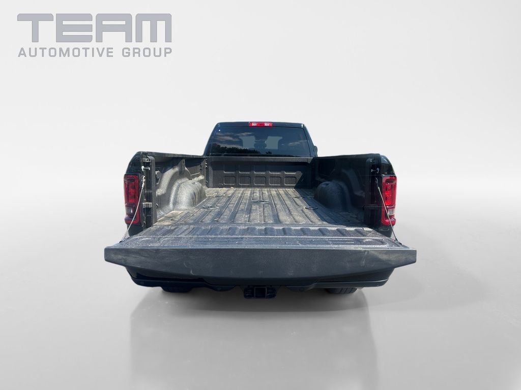 New 2026 RAM 3500 Big Horn AWD/4WD image 13
