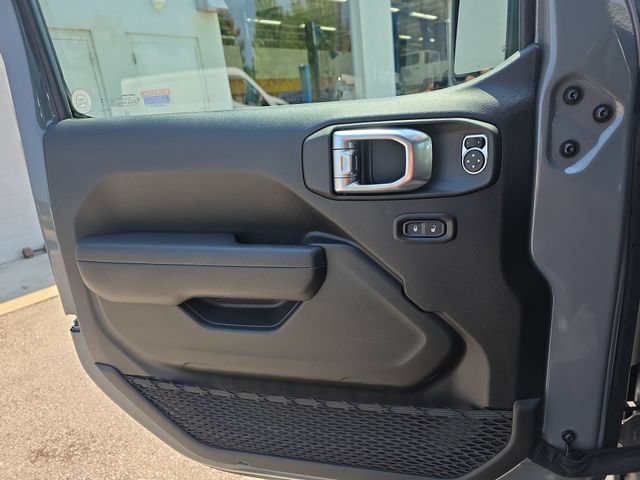 Used 2023 Jeep Wrangler Unlimited Sport w/ Sun And Sound Package AWD/4WD image 27