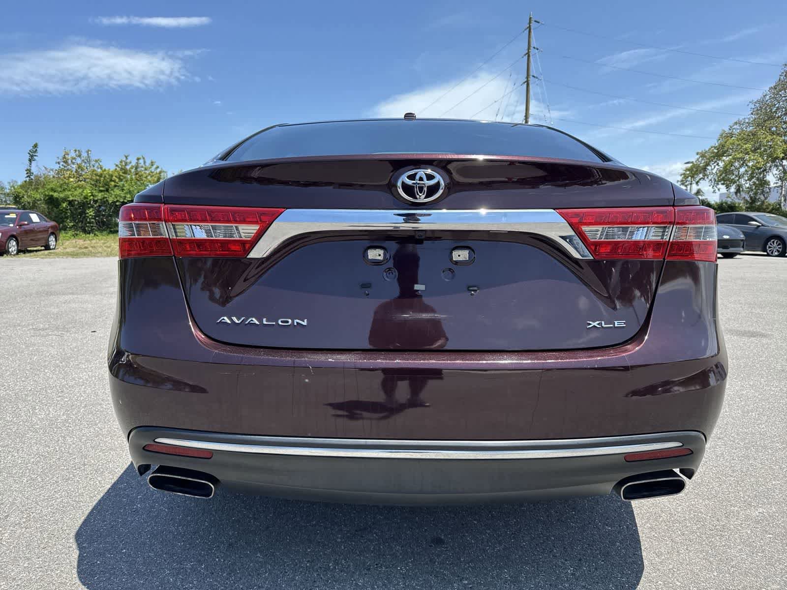 Used 2016 Toyota Avalon XLE FWD image 5