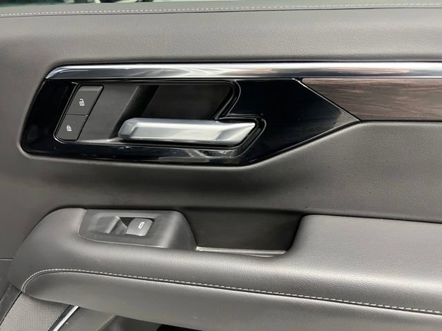 Used 2025 Chevrolet Tahoe Z71 image 53