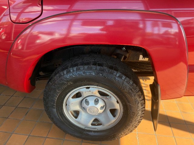 Used 2012 Toyota Tacoma 4x4 Access Cab w/ SR5 Pkg image 32