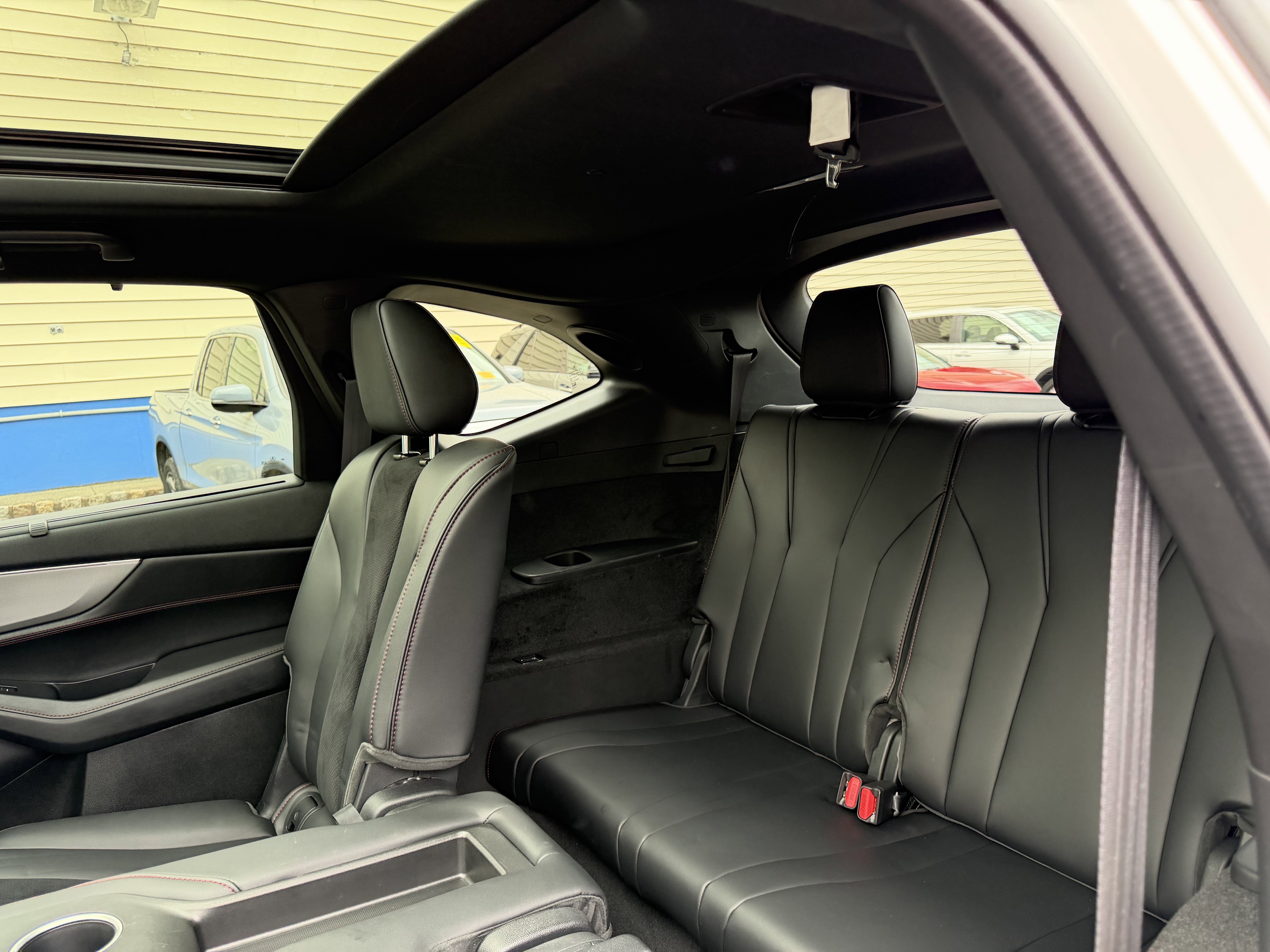 Used 2023 Acura MDX A-Spec image 26