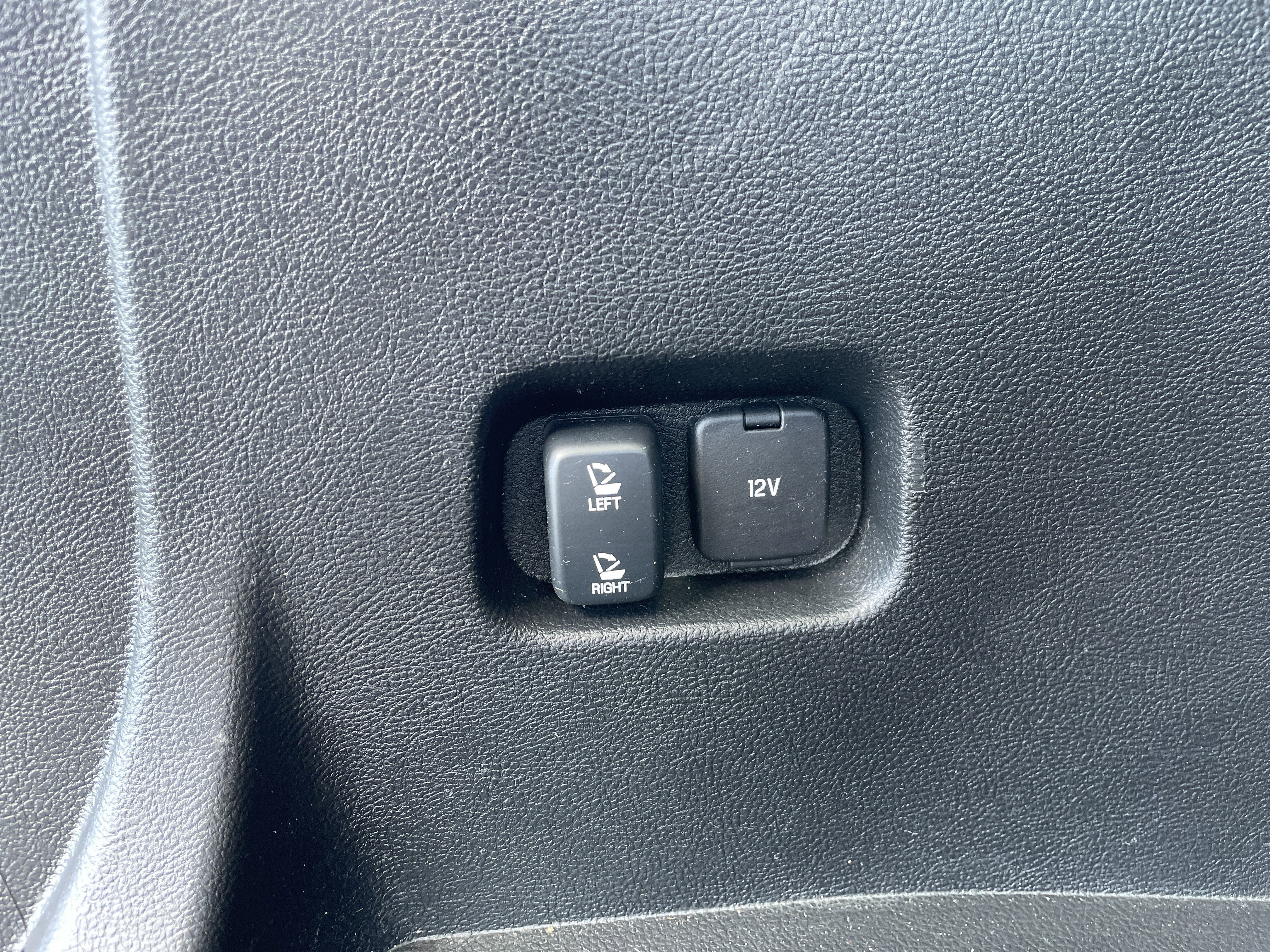 Used 2024 Ford Edge SEL w/ Convenience Package image 35