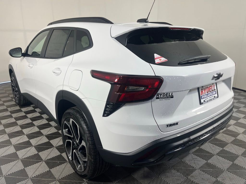 New 2026 Chevrolet Trax RS w/ Sunroof Package image 6